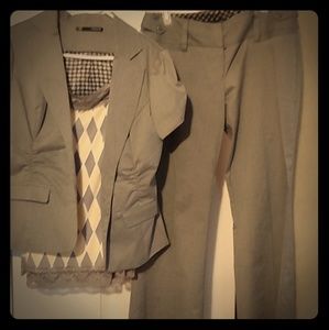 Maurices Women's short sleeved dress suit